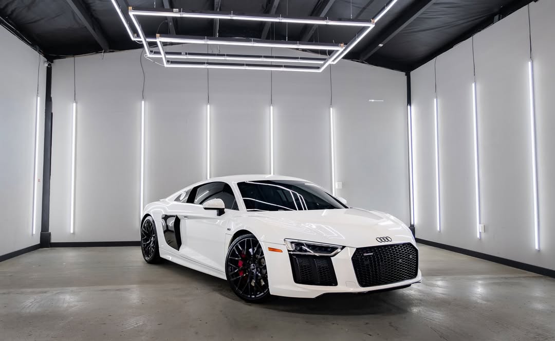 Audi R8 Coupe exotic supercar — Emerald City Limos exotic fleet Seattle