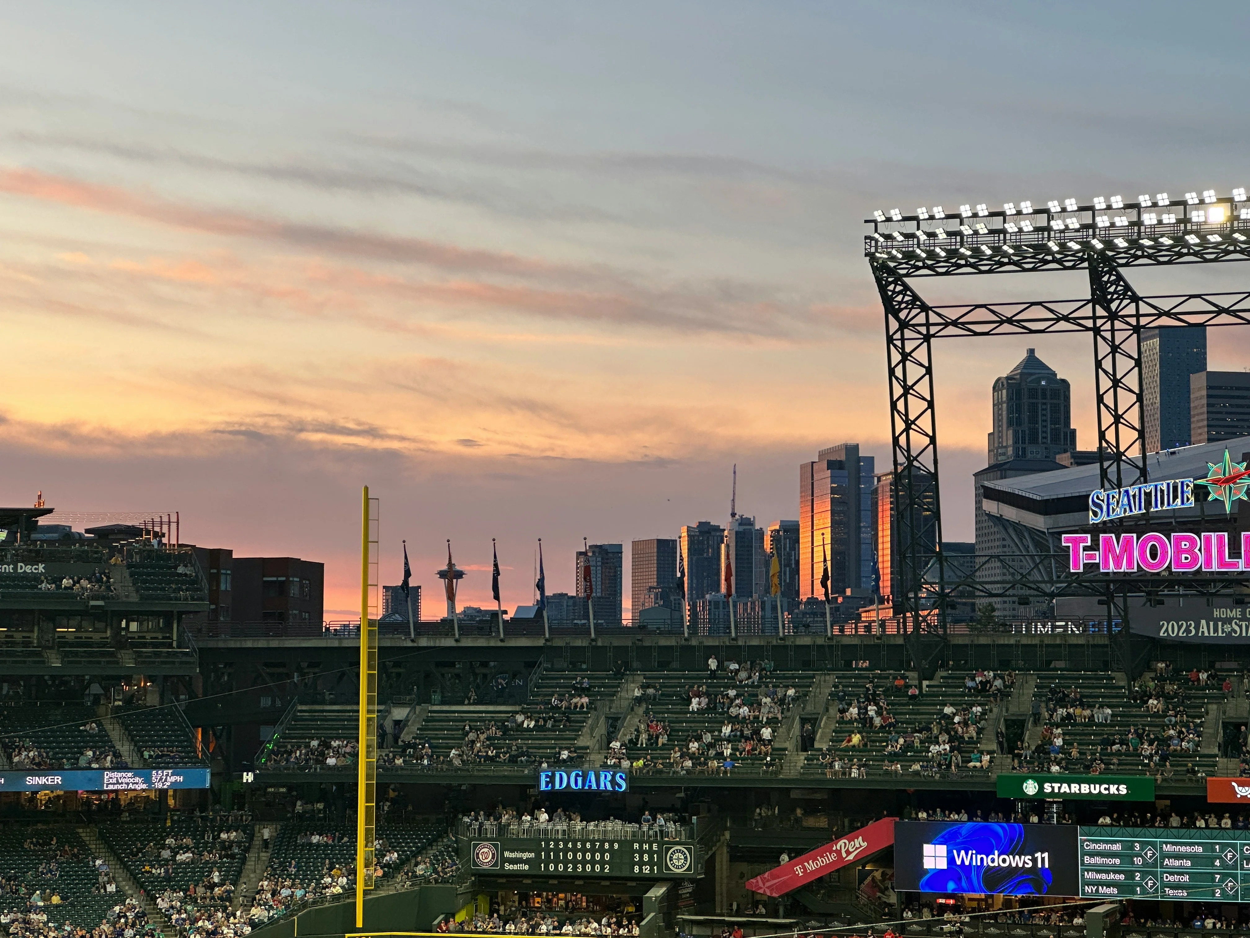 Game day atmosphere in Seattle — luxury transport to T-Mobile Park