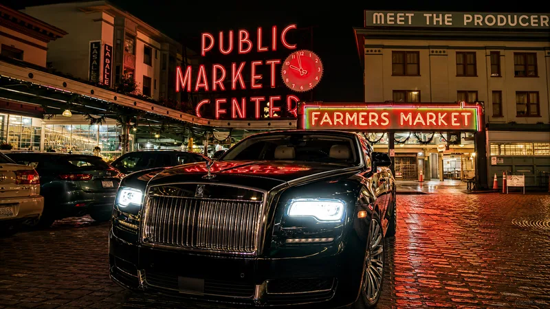 Rolls-Royce Cullinan — exterior view